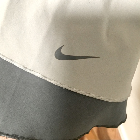 Nike size large two toned two layered tennis skirt - Picture 2 of 9